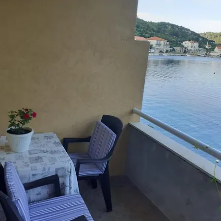 Antonio Apartment Lastovo